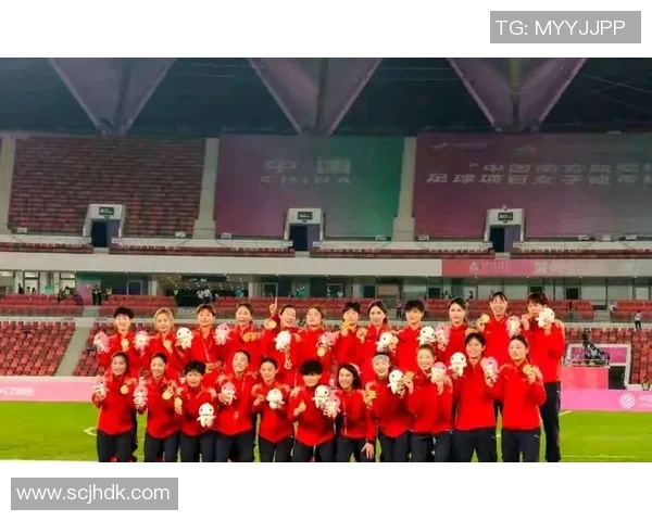 胡志明市女足与河内女足激战正酣谁将赢得越南女足联赛的荣耀