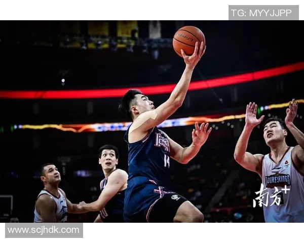 任骏飞领衔广东队奋战CBA赛季展现篮球才华与团队精神的完美结合