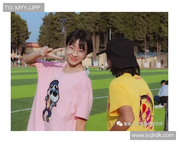 滑板女将赵娜的成长之路与梦想追逐的精彩对话MBA