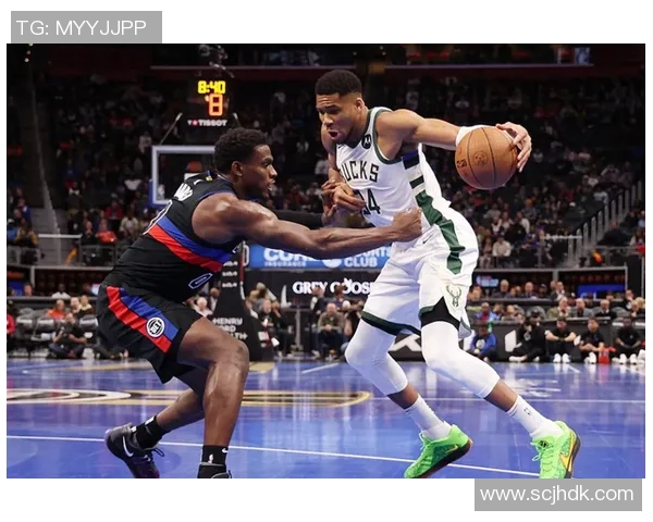 18-19赛季勇士与雄鹿对决回顾:巅峰对决中的精彩瞬间与战术分析 18-19赛季勇士与雄鹿对决回顾:巅峰对决中的精彩瞬间与战术分析