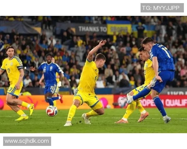 U20美国队对决乌克兰队青年足球赛场上的激烈碰撞与精彩瞬间 U20美国队对决乌克兰队青年足球赛场上的激烈碰撞与精彩瞬间