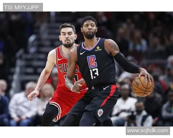 快船与湖人激战正酣企鹅体育全程直播精彩瞬间回顾